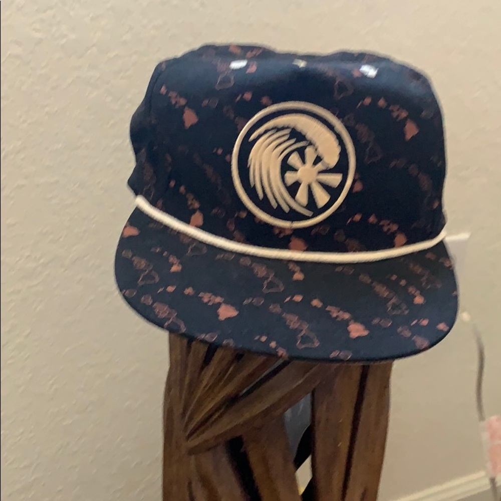 Kona Boys label hat